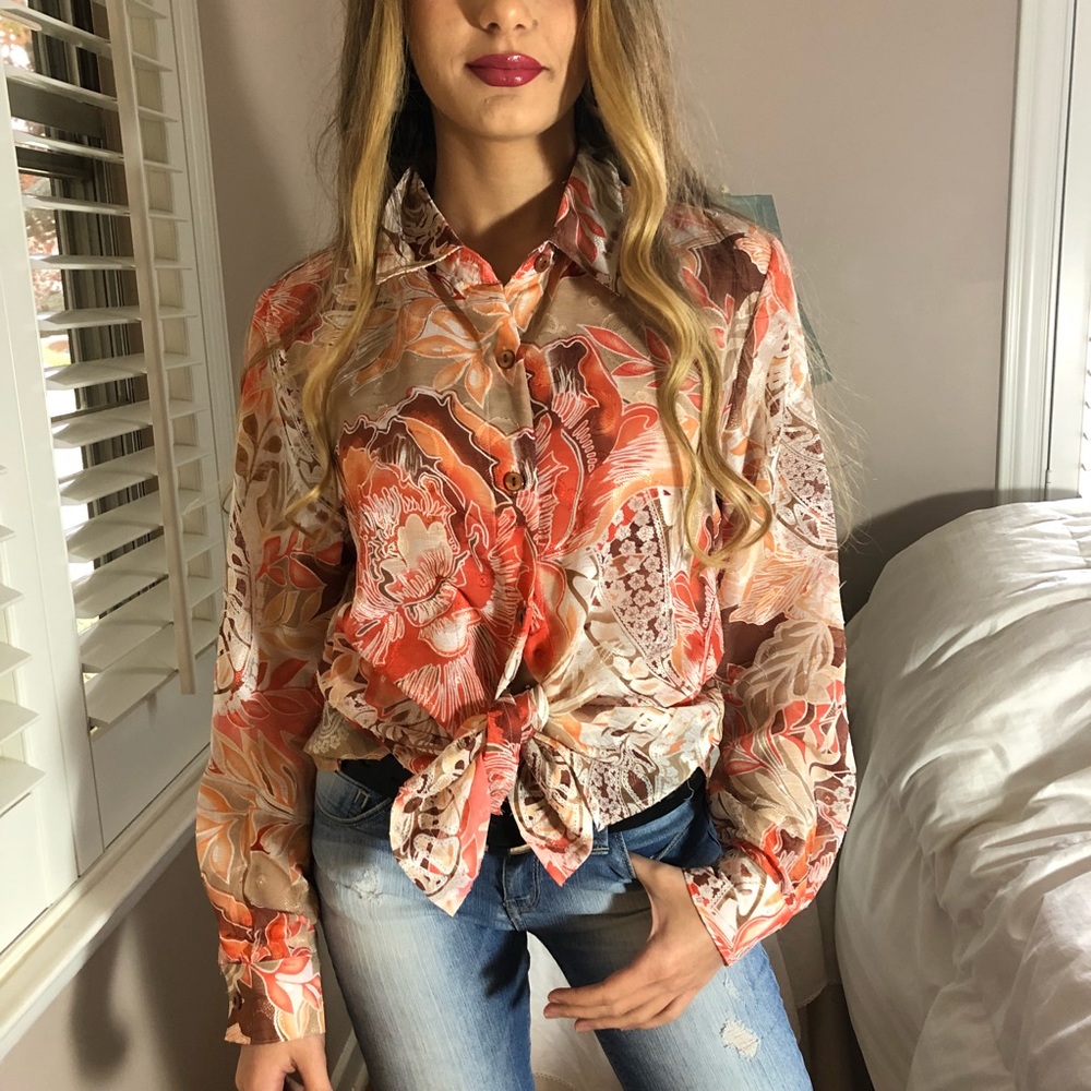 2 LEFT S & M Deifik Coral Textured Fall Top